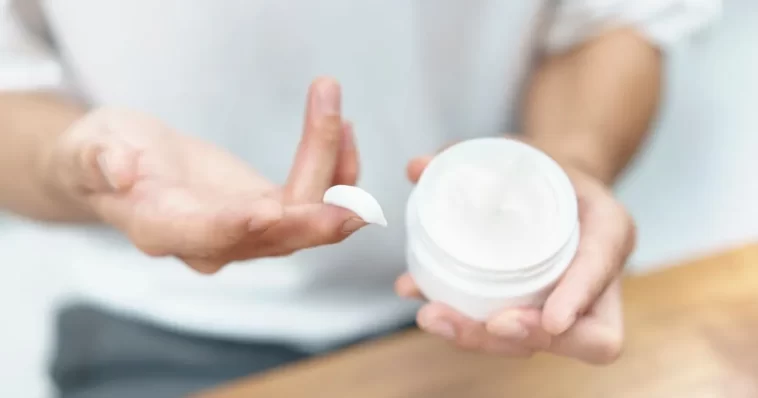 Top 15 Best Moisturizing Creams For Smooth And Healthy Skin